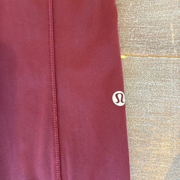 LULULEMON Fast and Free High-Rise Tight 28" *Non-Reflective Brushed Nulux Garnet - Picture 6 of 12